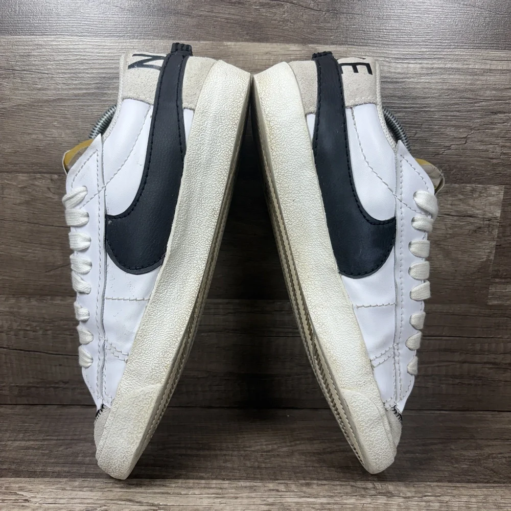 Nike Blazer Low 77 Jumbo White Black Mens US Size 10 EUR 44 DN2158-101 Sneakers